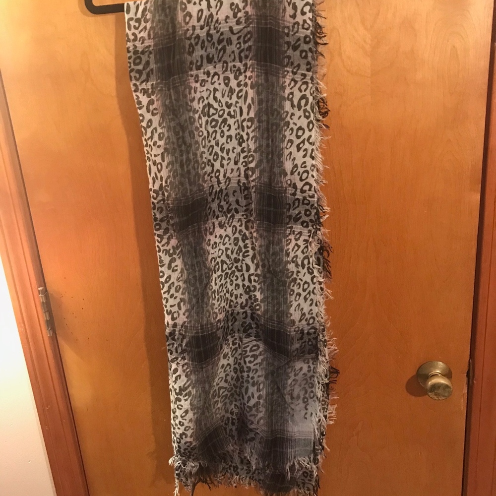 Patterned Scarf